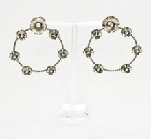 Load image into Gallery viewer, &quot;Dolores&quot; Earrings
