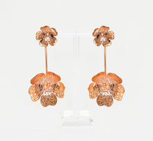 Load image into Gallery viewer, &quot;Emmeline&quot; Flower Earrings
