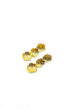 Load image into Gallery viewer, &quot;Florencia&quot; Flower Earrings
