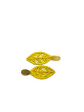 Load image into Gallery viewer, &quot;Palmera&quot; Iraca Leaf Earrings
